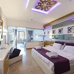 Flora Garden - Adults Only 16 - Couples Concept 度假村 Kızılot